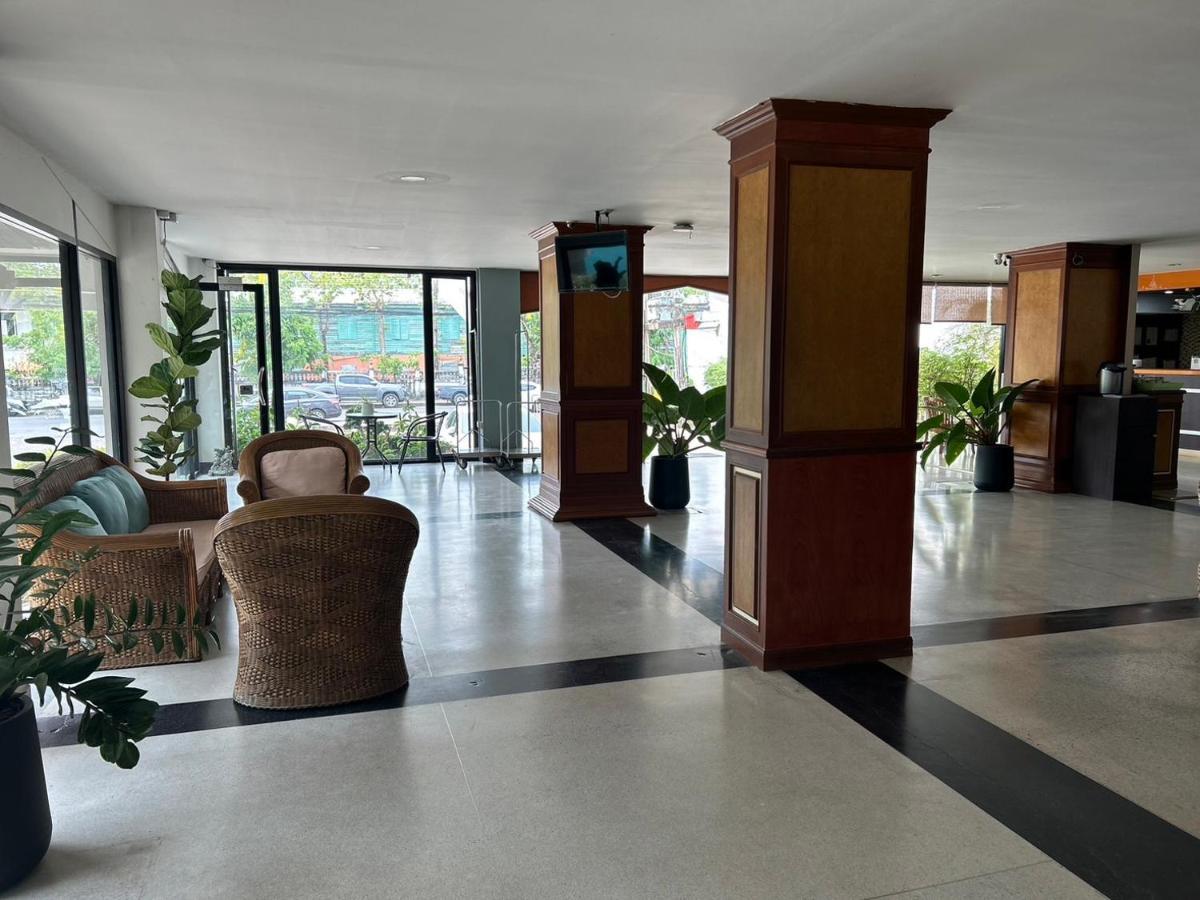 Bordin Hotel Ubon Ratchathani Bagian luar foto