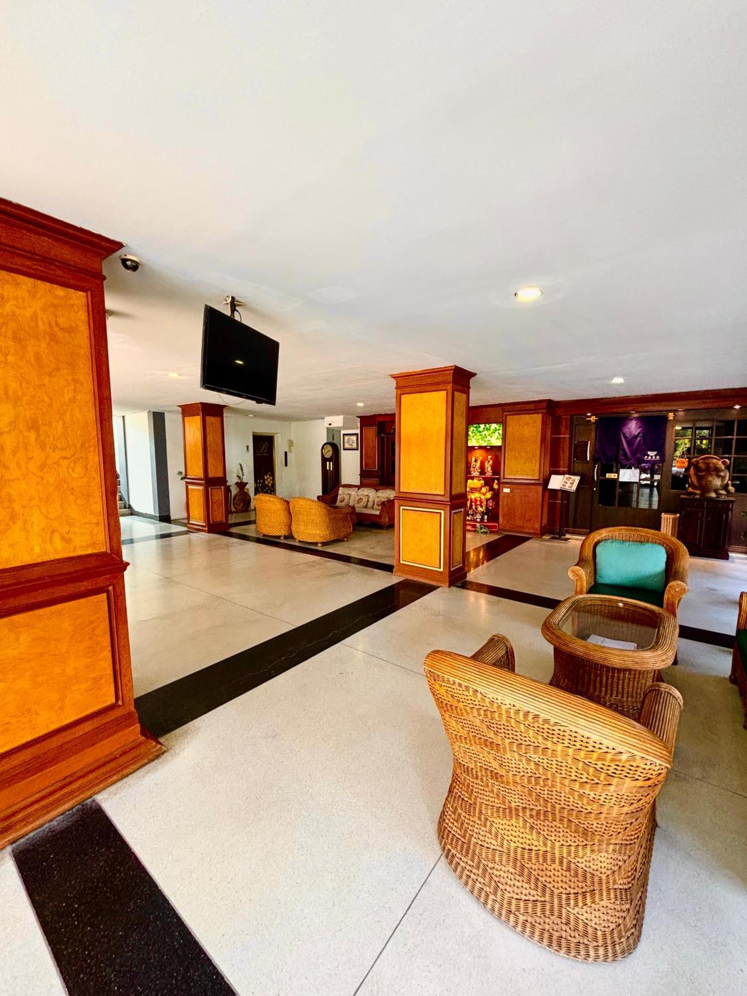 Bordin Hotel Ubon Ratchathani Bagian luar foto