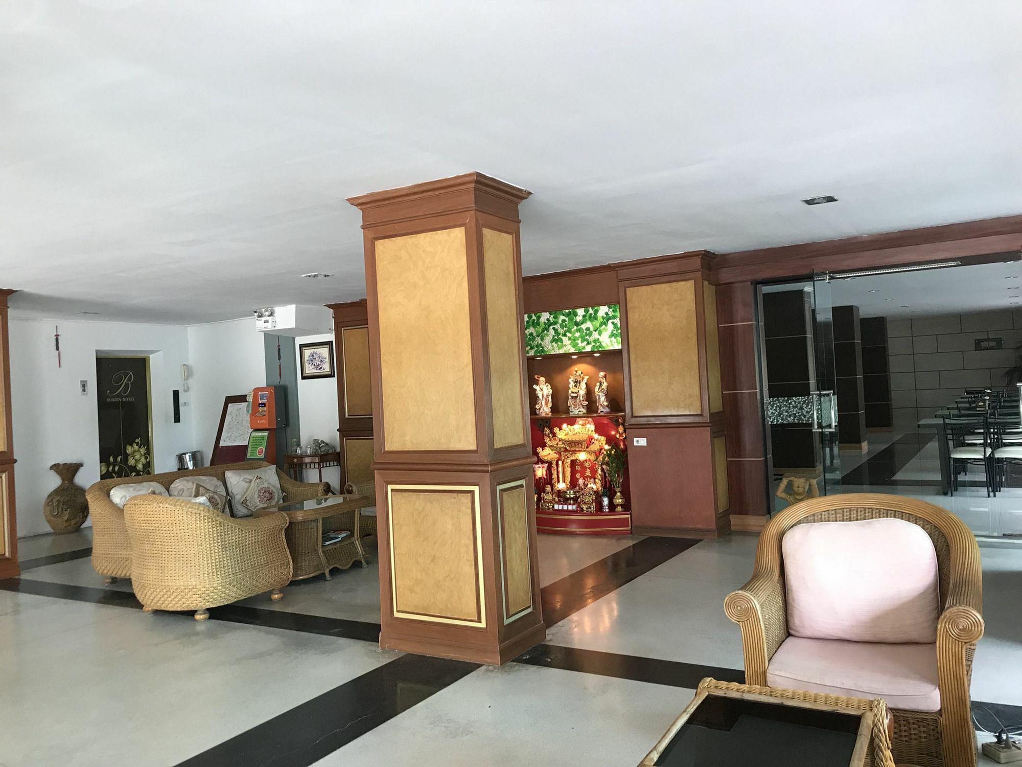 Bordin Hotel Ubon Ratchathani Bagian luar foto