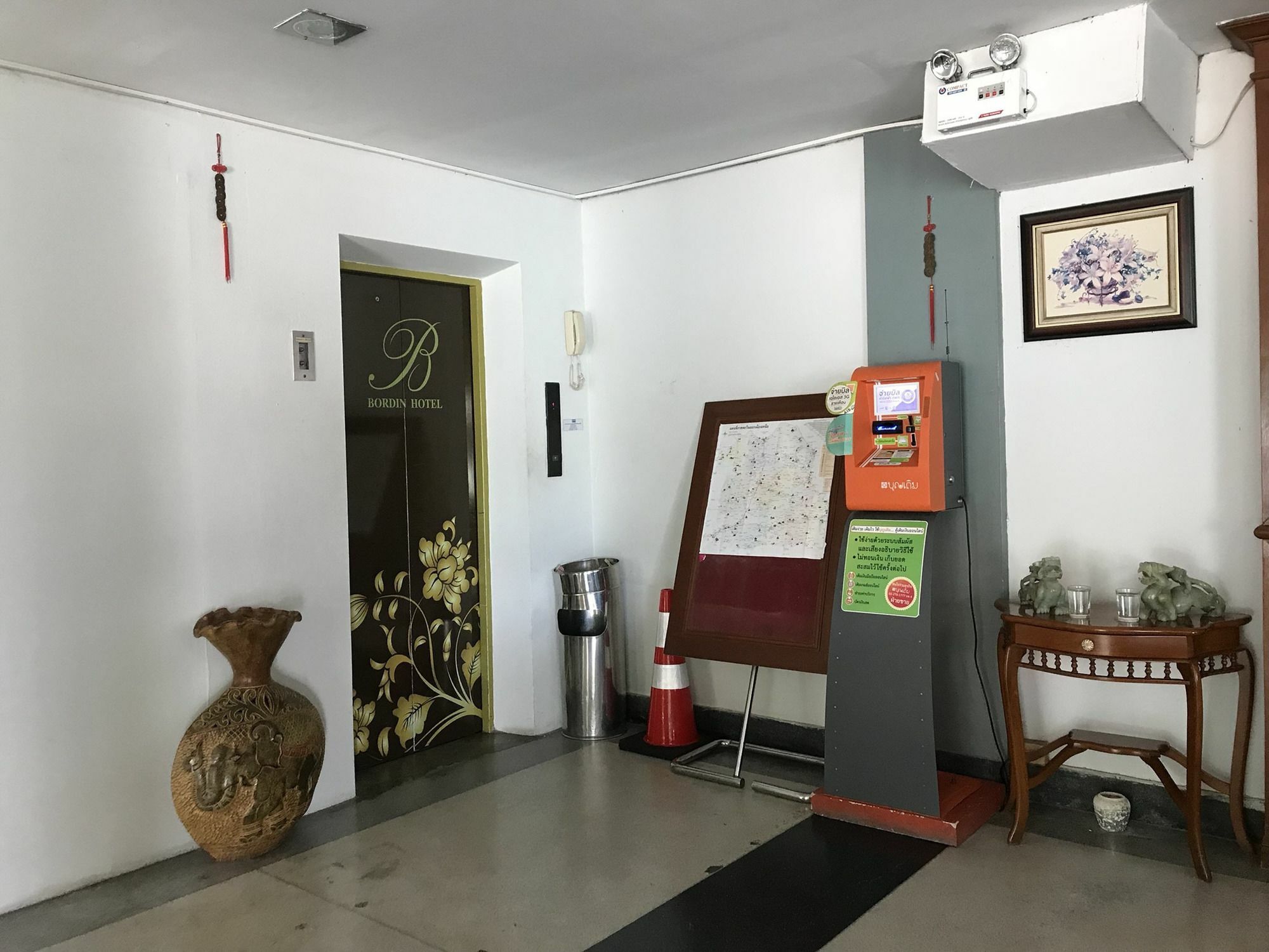 Bordin Hotel Ubon Ratchathani Bagian luar foto